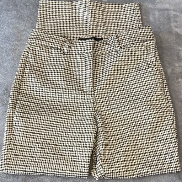 ~White House Black Market Elle Slim Houndstooth Ankle Pants - Picture 7 of 13